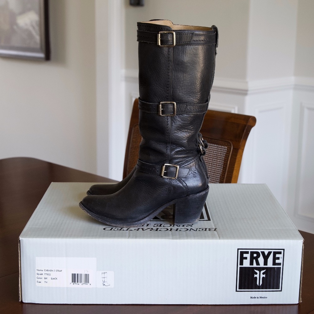 Women's Frye Boots.  Carmen 3 Strap in Black.  Size 7.